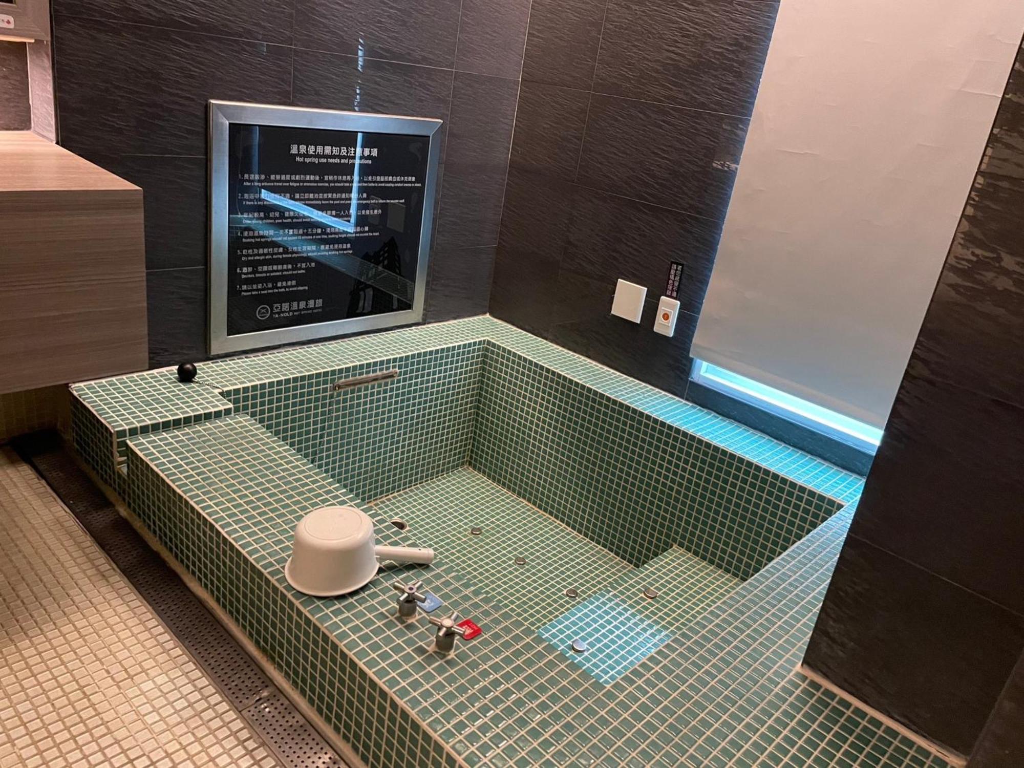 Ya Nold Hot Spring Hotel Csiaohszi Kültér fotó