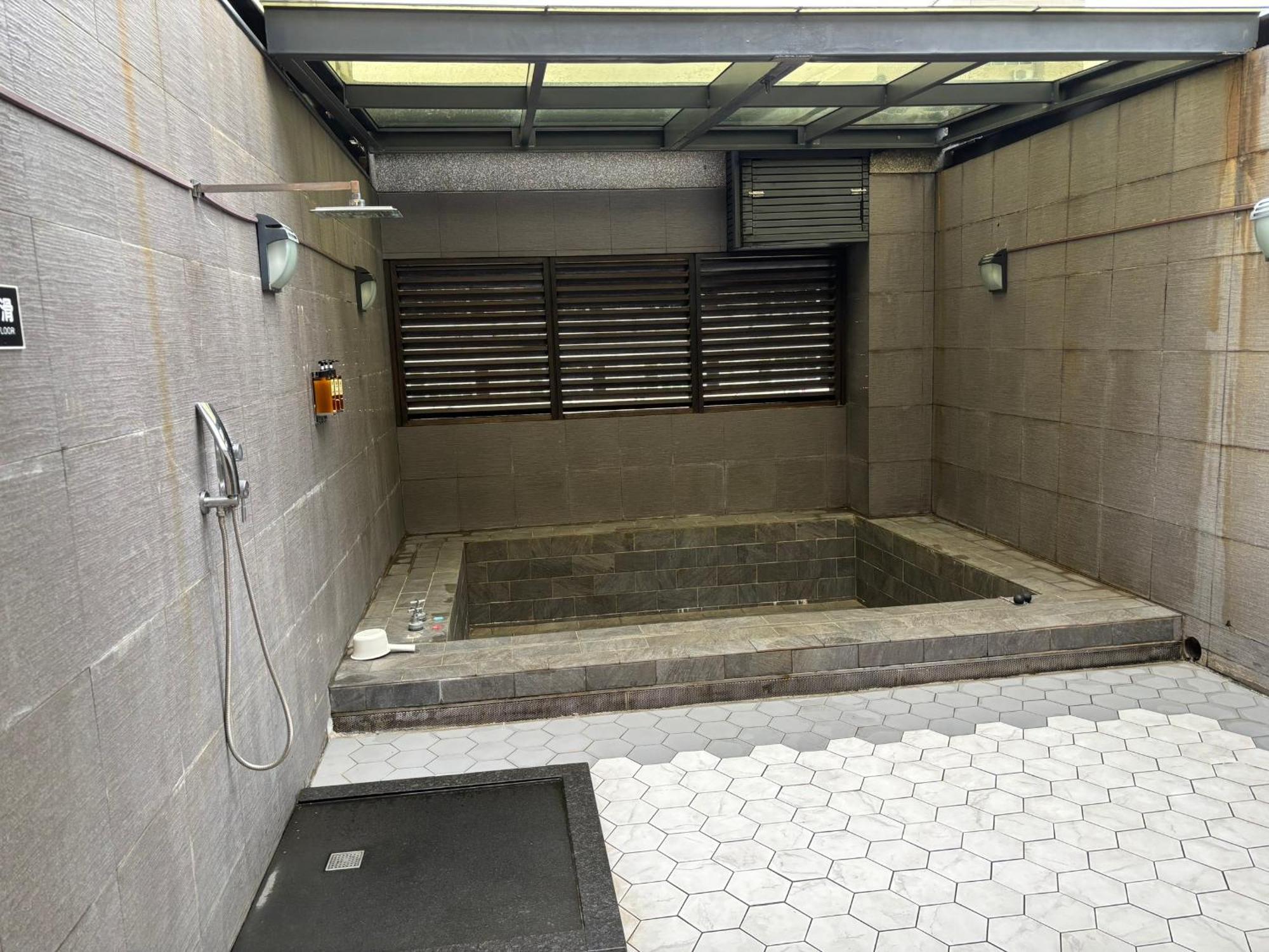 Ya Nold Hot Spring Hotel Csiaohszi Kültér fotó