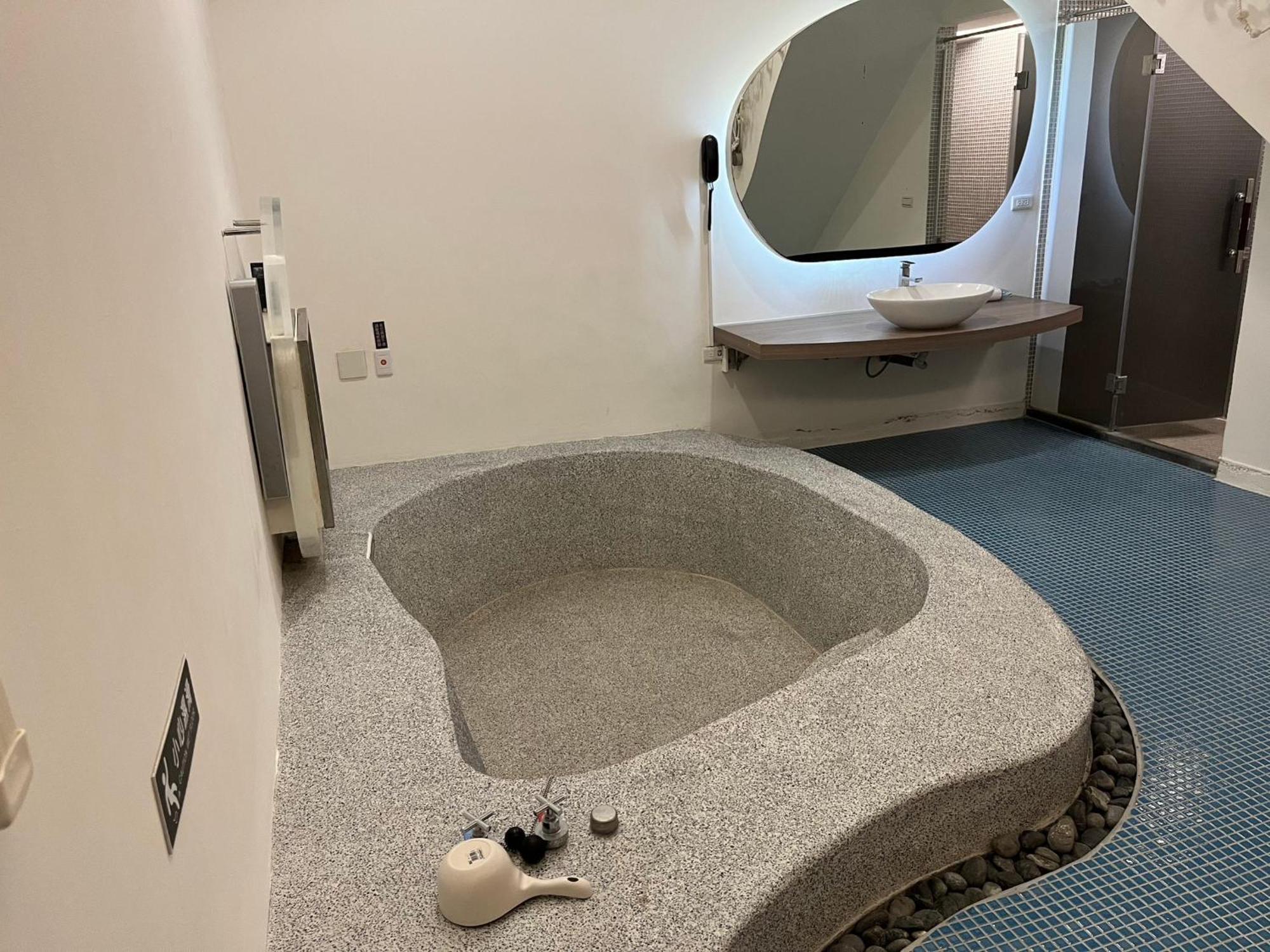 Ya Nold Hot Spring Hotel Csiaohszi Kültér fotó